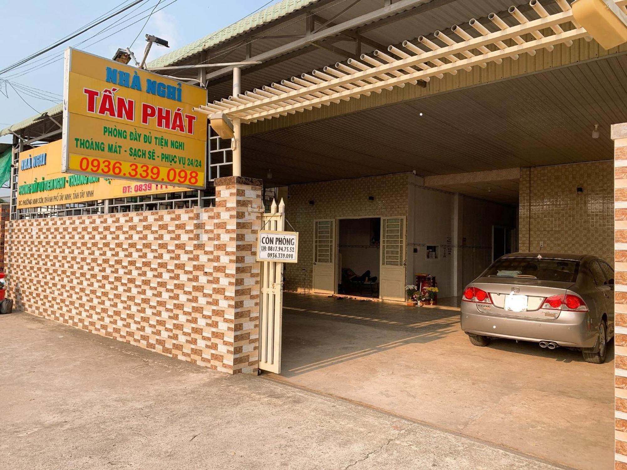 Nhà Nghỉ TáN PháT 호텔 Ap Thanh Son 외부 사진