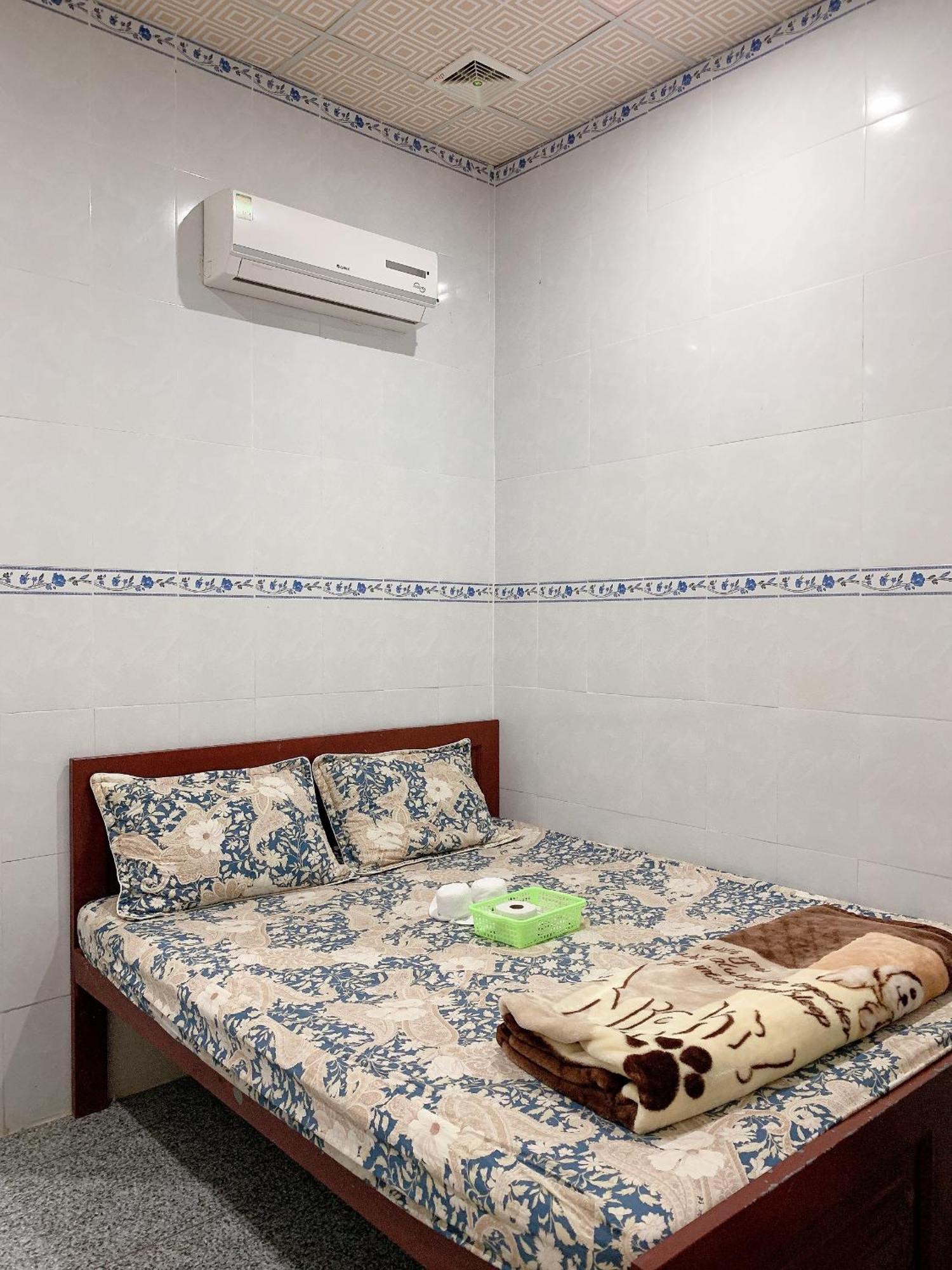 Nhà Nghỉ TáN PháT 호텔 Ap Thanh Son 외부 사진